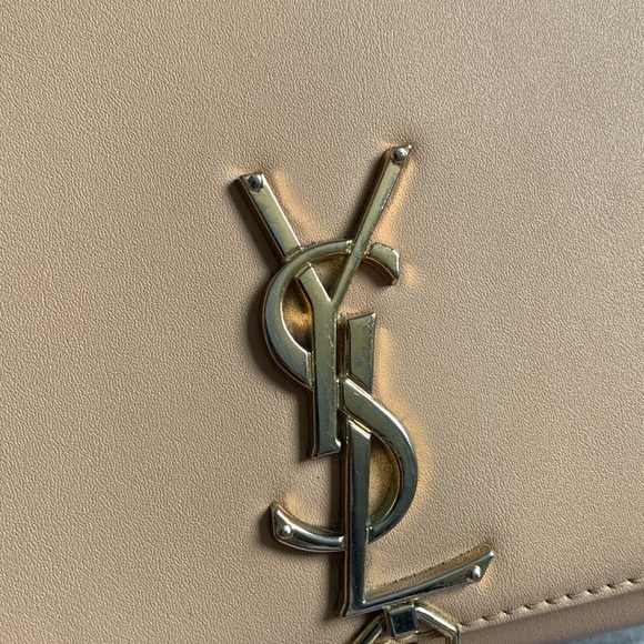 Yves Saint Laurent medium Kate leather handbag - Picture 8 of 8